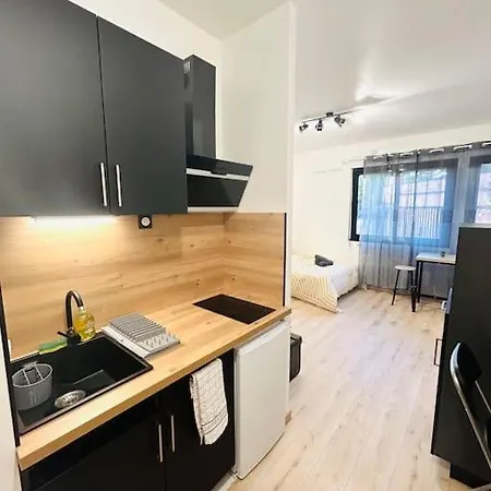 Studio Retro En Hypercentre דירה Courcouronnes