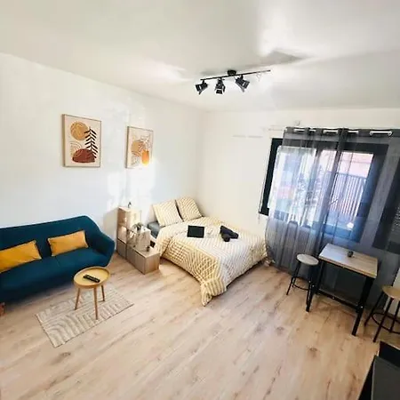 דירה Studio Retro En Hypercentre Courcouronnes